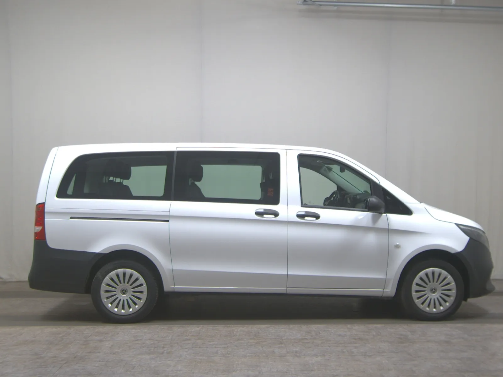Mercedes-Benz Vito CDI 4x4 Pro lang 8-Sitze GPS RfK MBUX – 1