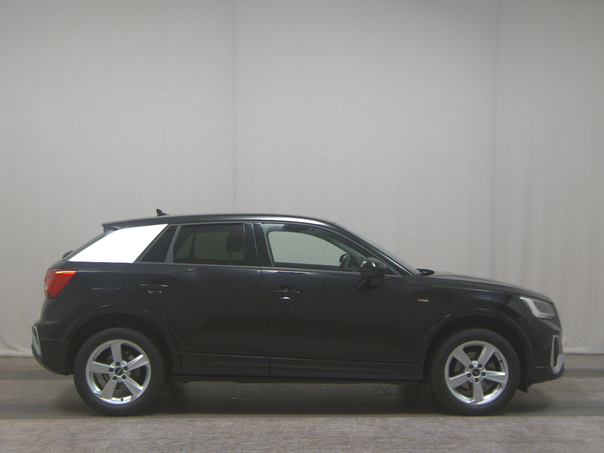 Audi Q2 30 TFSI S-Line Navigation LED vc PDC Heated seats – 1